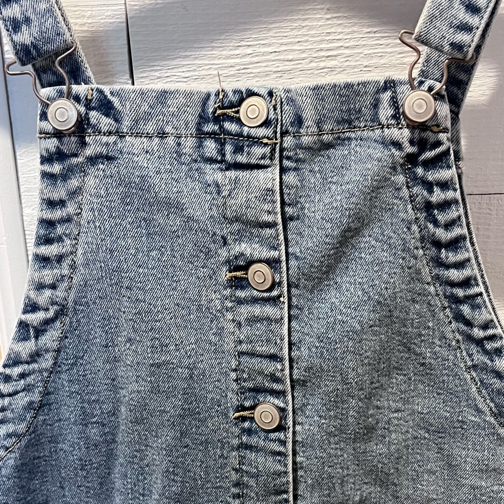 Celebrity Pink Denim Overall Dress size medium - Picture 2 of 4